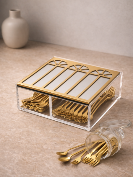 Cutlery Box 
علبه للشوك و المعالق الصغيره