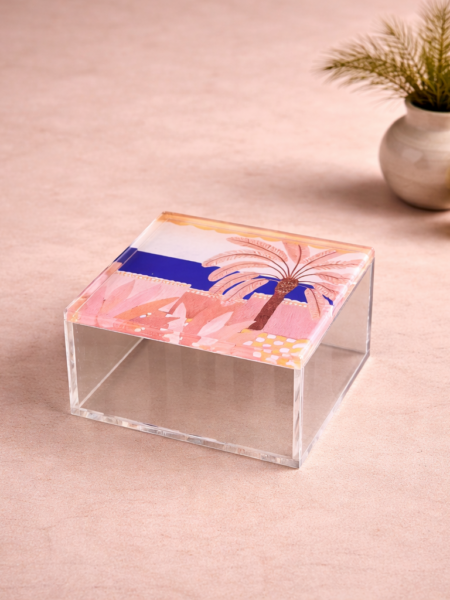 Oasis box 
14x14x7 cm